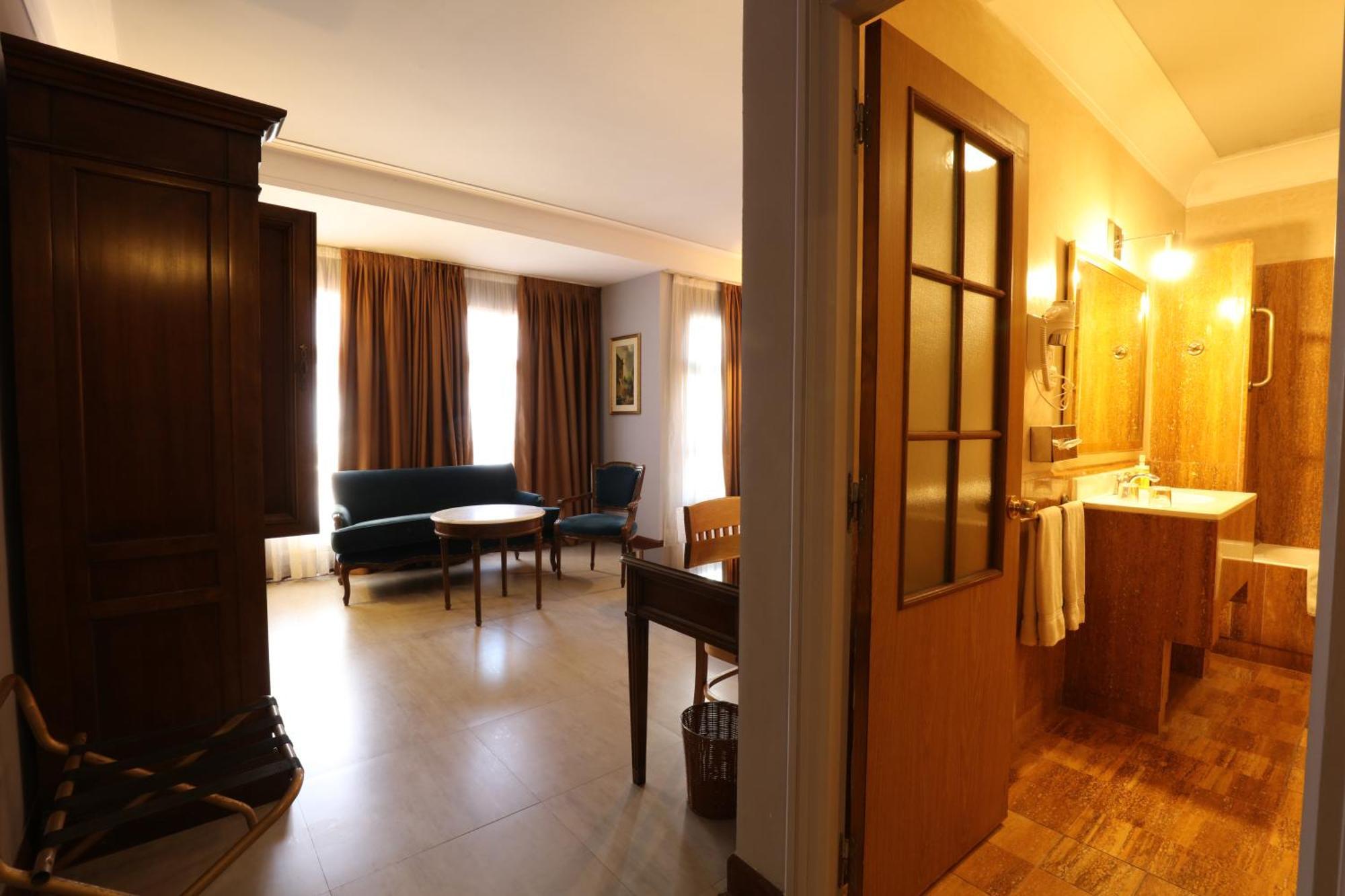 Les Saisons Hotel 4*