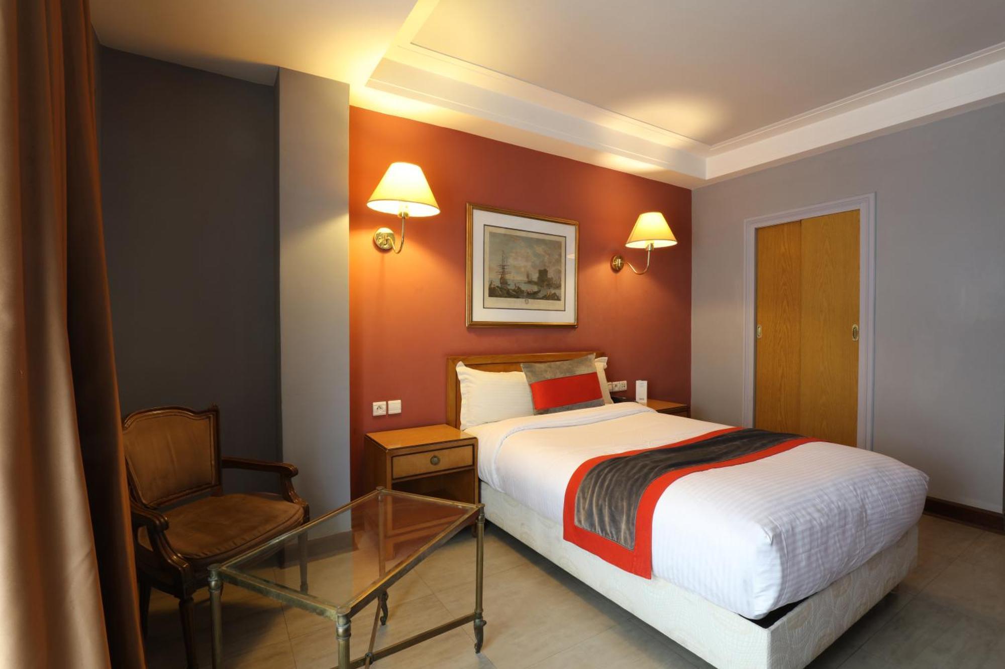 Les Saisons Hotel 4*